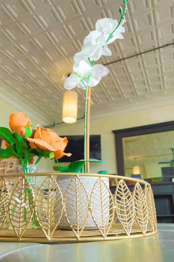 The Pub- 8Br Free Parking, Minutes From Falls & Casino Niagara Falls Esterno foto