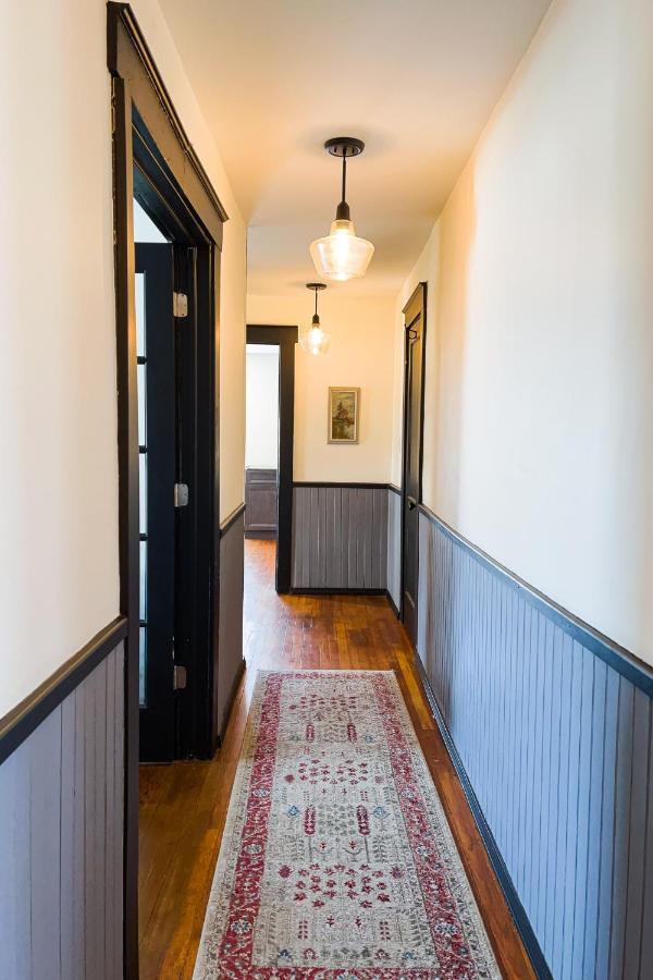 The Pub- 8Br Free Parking, Minutes From Falls & Casino Niagara Falls Esterno foto