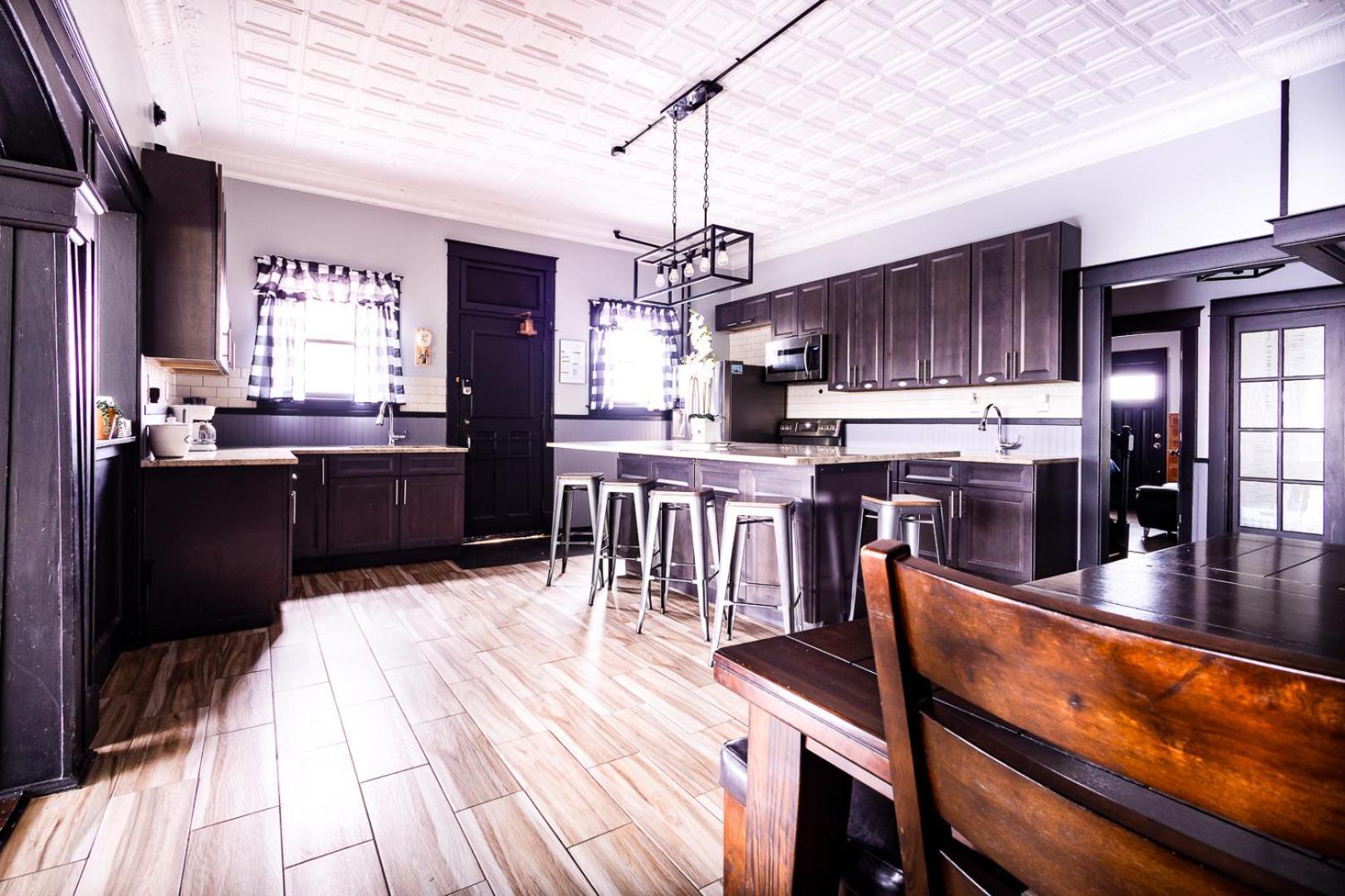 The Pub- 8Br Free Parking, Minutes From Falls & Casino Niagara Falls Esterno foto