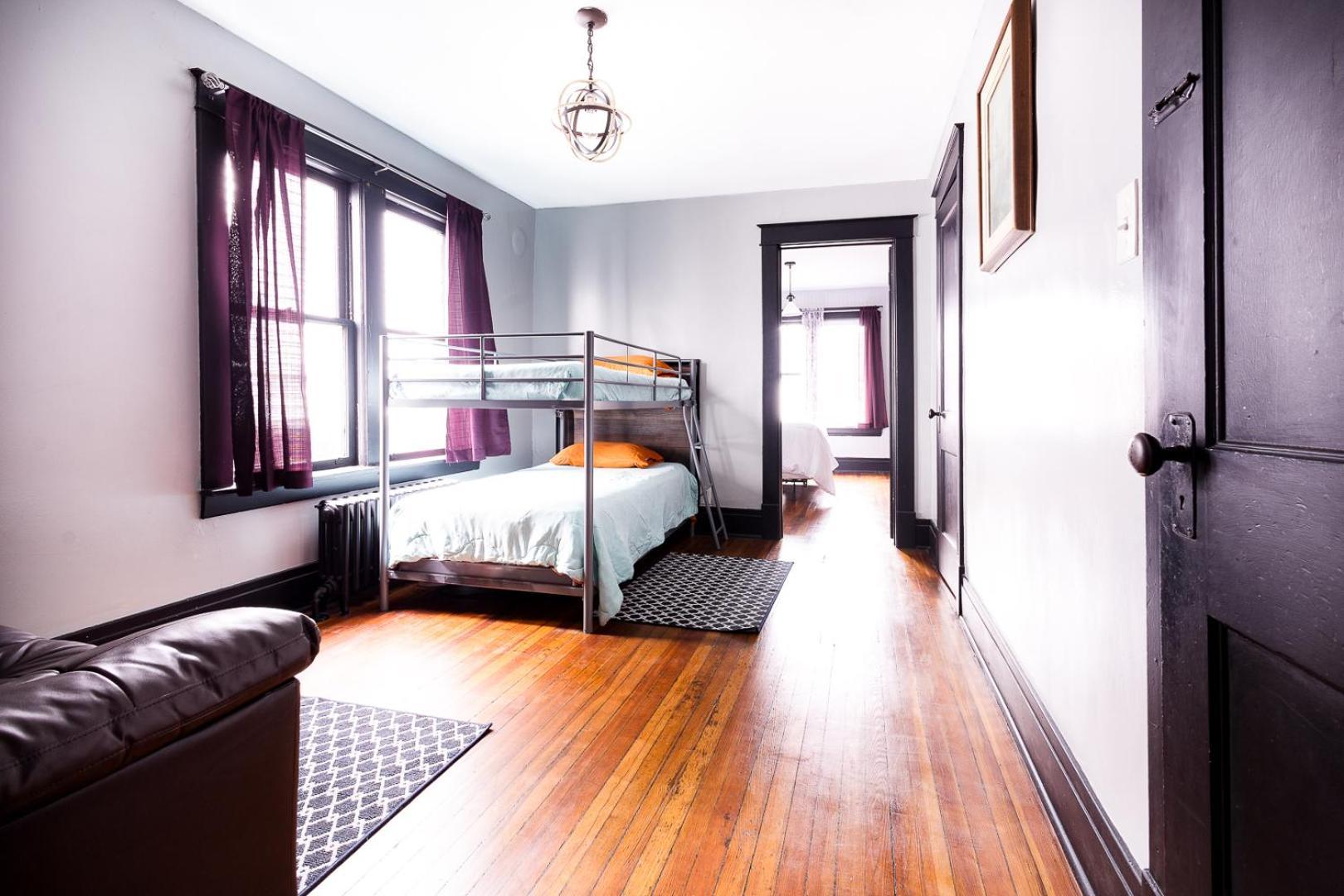 The Pub- 8Br Free Parking, Minutes From Falls & Casino Niagara Falls Esterno foto