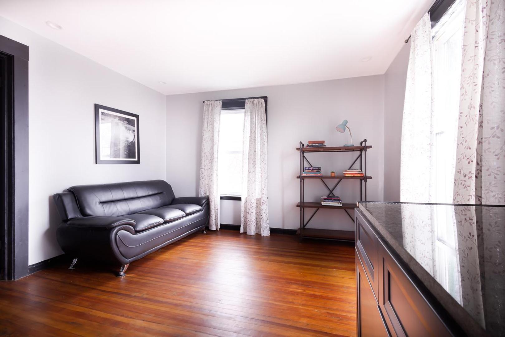 The Pub- 8Br Free Parking, Minutes From Falls & Casino Niagara Falls Esterno foto